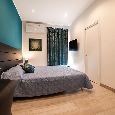 Colosseo Cozy Rooms B&B Rome Exterior photo